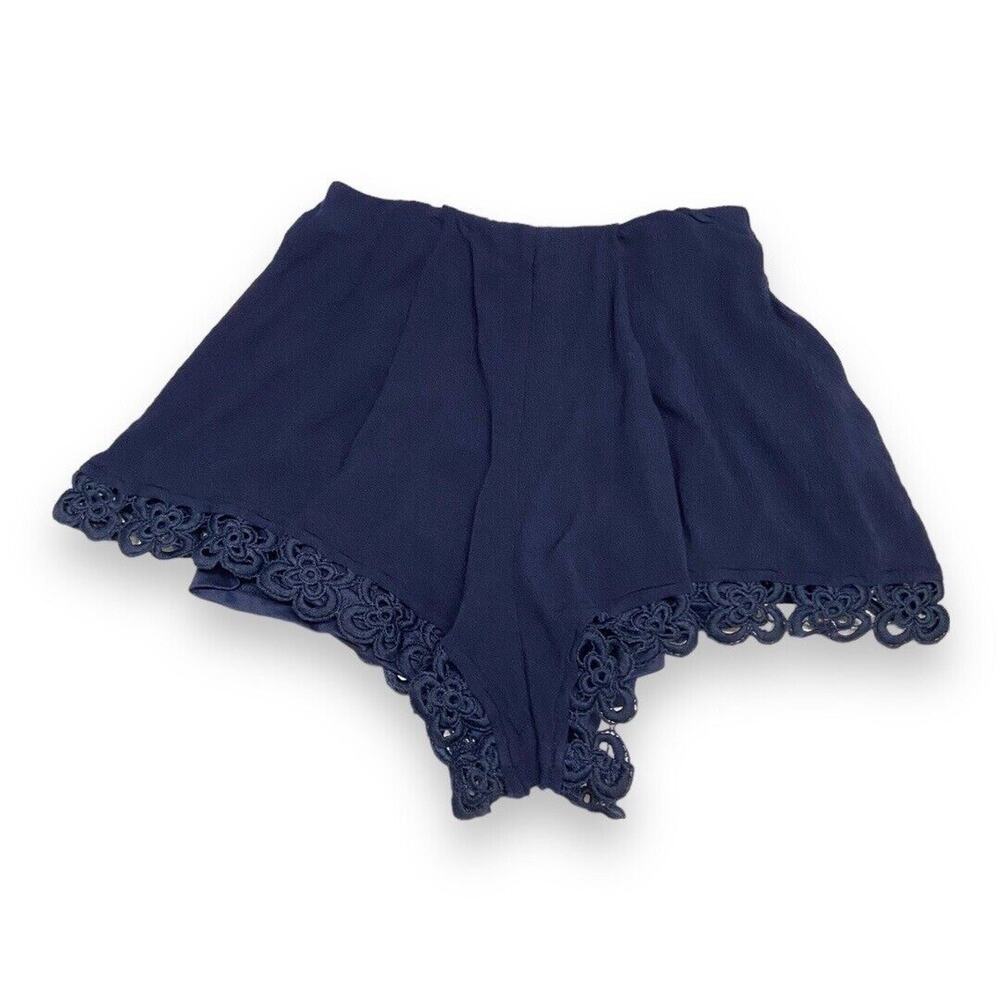 5/$65       L'Atiste Womens Shorts Sz M Navy Blue Crinkle‎ Lace Wide Leg Short